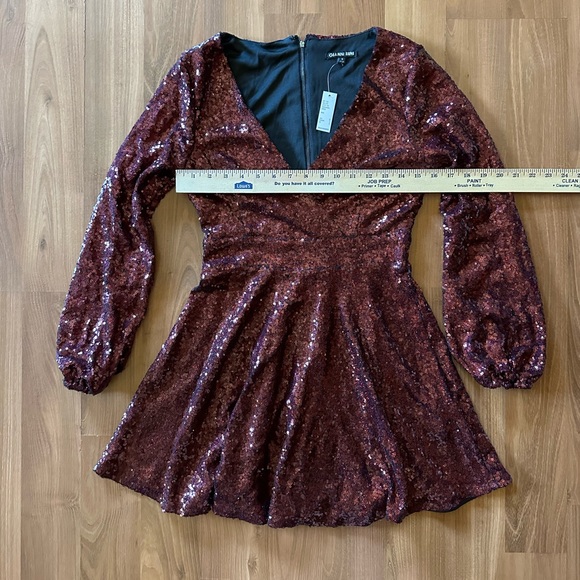 NWT Gianni Bini Wine sequin dress size small Taylor Swift - Picture 8 of 8